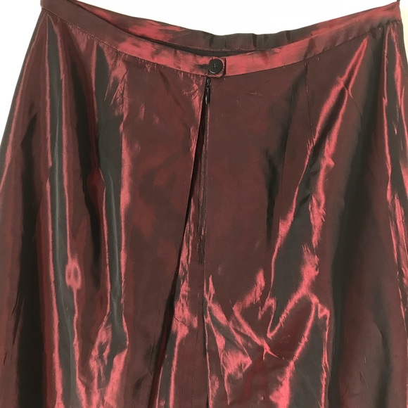 Ann Taylor semi formal Burgundy maxi skirt - Picture 5 of 7
